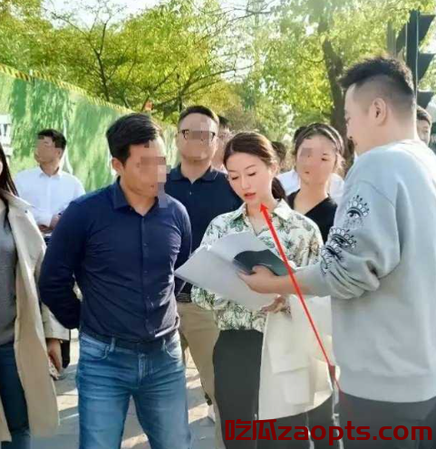 南昌城投高管丑闻震惊网络,鞠雅办公室视频曝光被双开!