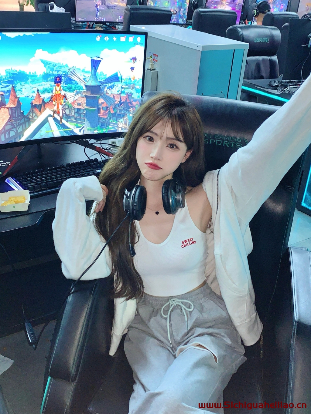 51吃瓜网爆料黑料：最新瓜田动态速览！